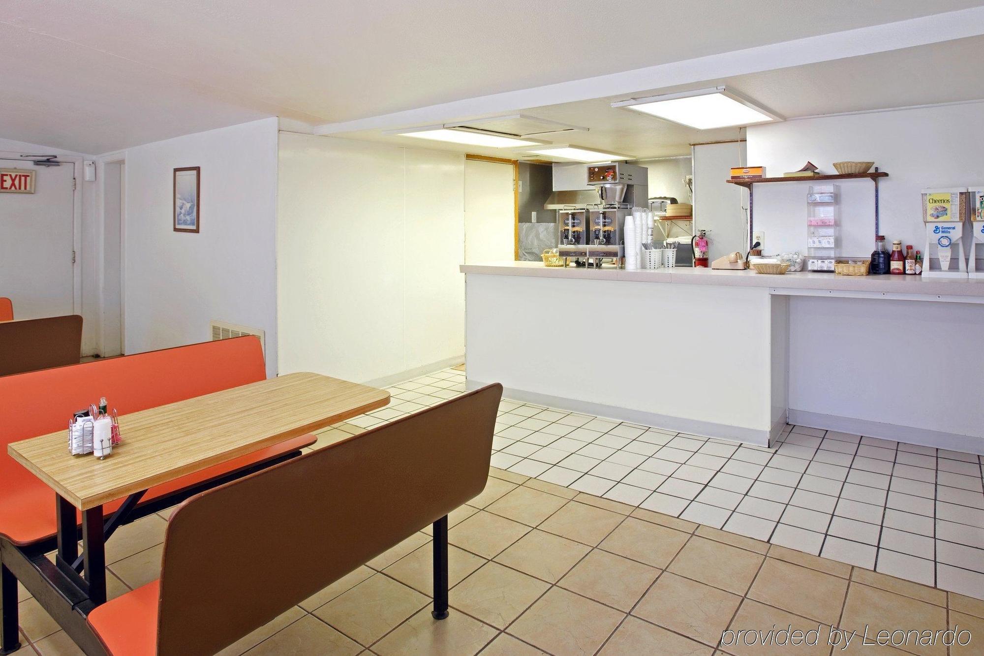Motel 6 ฮอบส์ ร้านอาหาร รูปภาพ