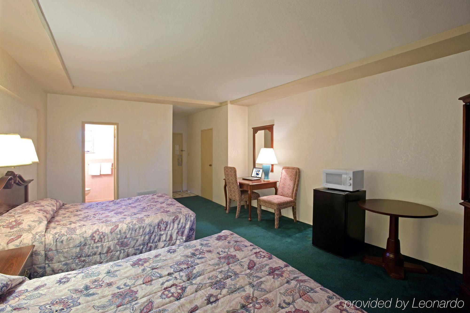 Motel 6 ฮอบส์ ภายนอก รูปภาพ