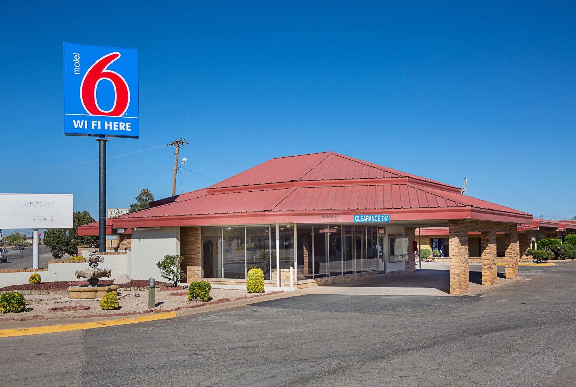 Motel 6 ฮอบส์ ภายนอก รูปภาพ